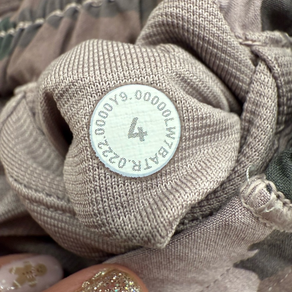 Lululemon Hotty Hot High-Rise Lined Short 2.5 size 4 Camo Misty Mauve - Picture 2 of 9